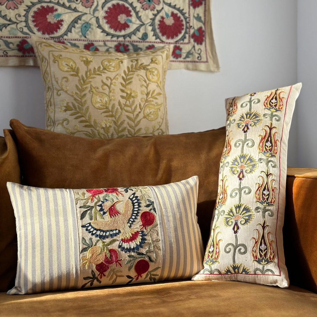 Housse de coussin rectangulaire Suzani - Lola gul - tulipe