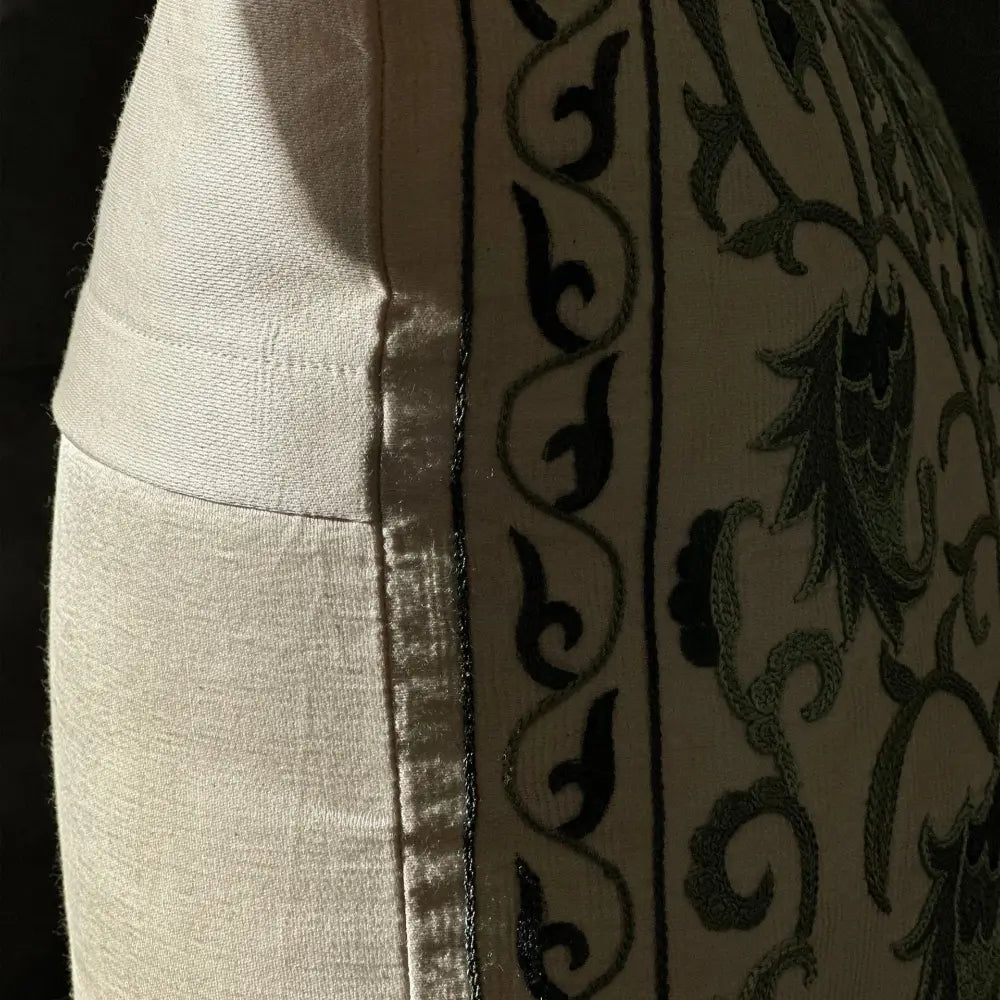 Housse de coussin carrée Suzani - Saabz- Vert