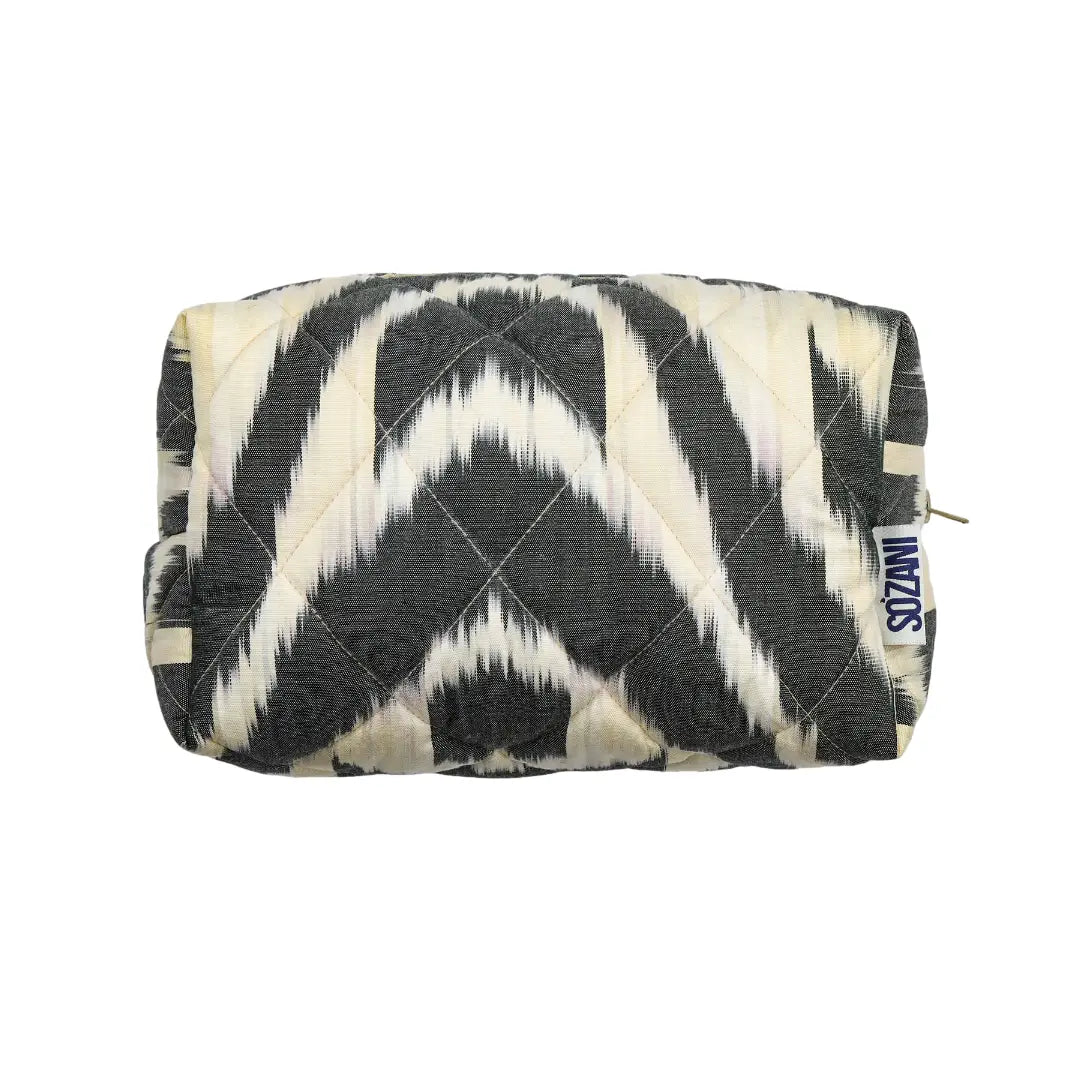 Grande trousse IKAT matelassée - Noire et beige patiné