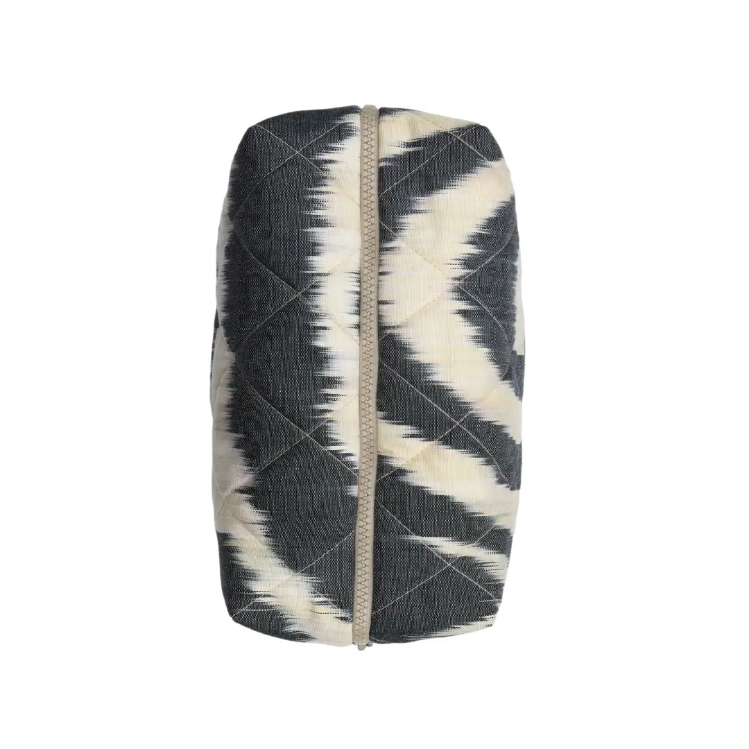 Grande trousse IKAT matelassée - Noire et beige patiné