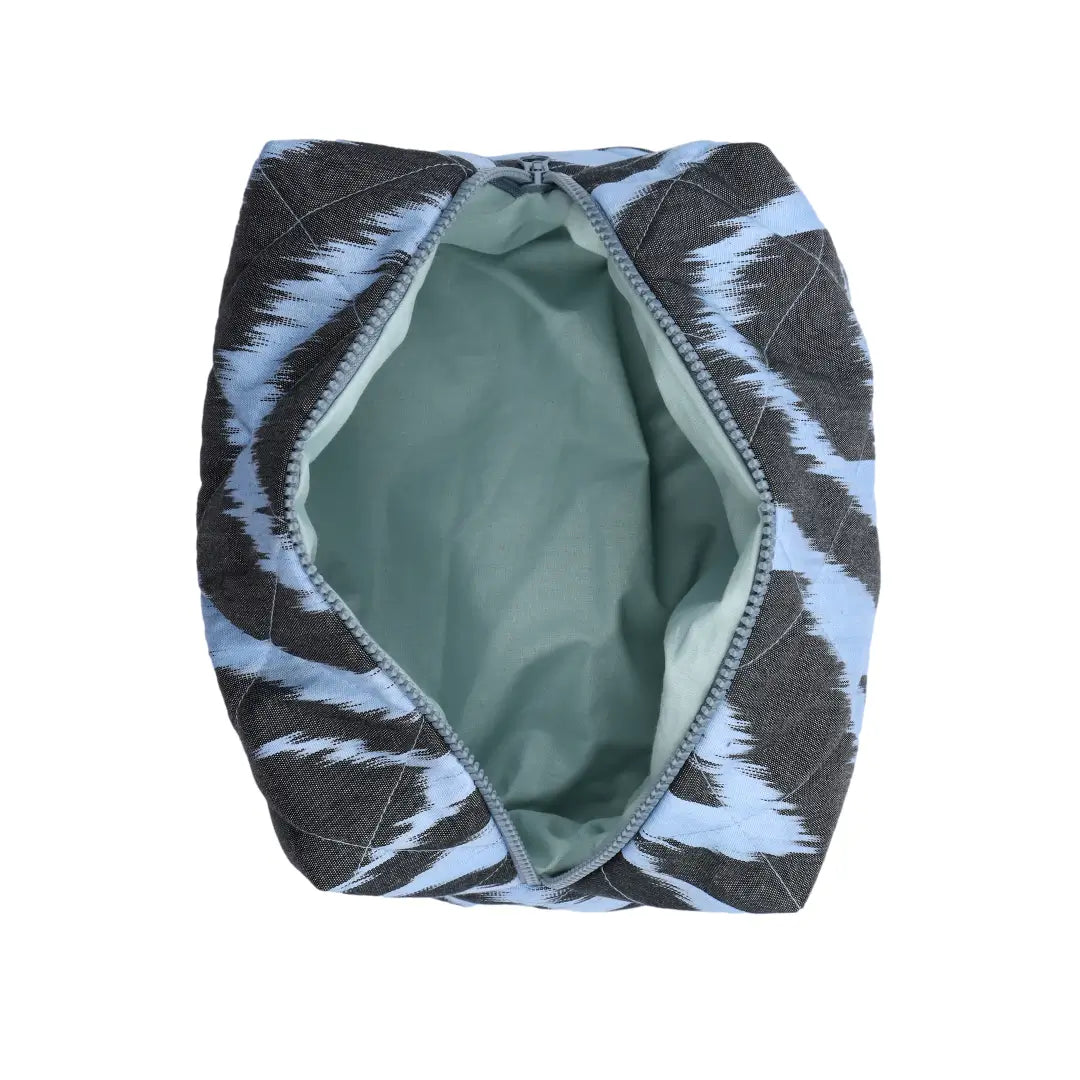 Grande trousse IKAT matelassée - Noire et bleu clair