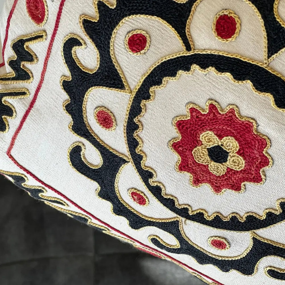 Housse de coussin carrée Suzani - Lakai